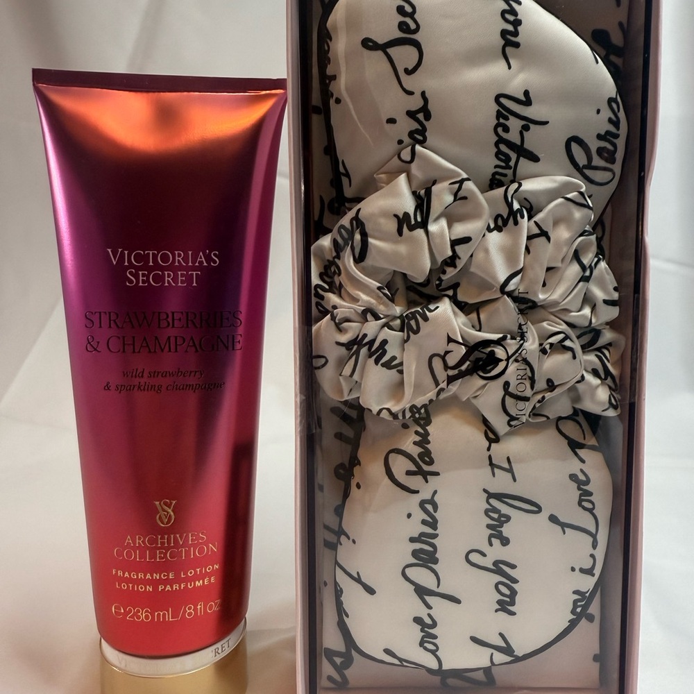Strawberries & Champagne lotion with VS Sleep Set